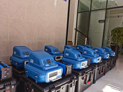 同心協(xié)力|疫情期間首批國產PF-300非甲烷總烴測試儀準備交付.jpg 同心協(xié)力|疫情期間首批國產PF-300非甲烷總烴測試儀準備交付.jpg